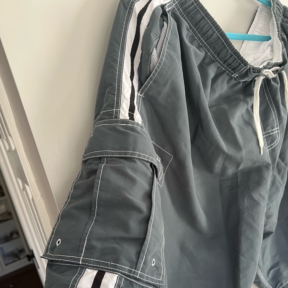 ☀️🌴 2 for $7 ☀️🌴 Swim Trunks - Picture 5 of 9